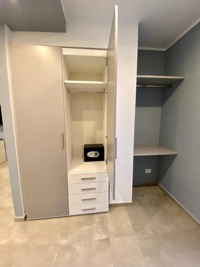 Floridida Rooms & Breakfast Marina dʼMarina dʼAndora Bagian luar foto