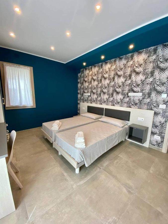 Floridida Rooms & Breakfast Marina dʼMarina dʼAndora Bagian luar foto