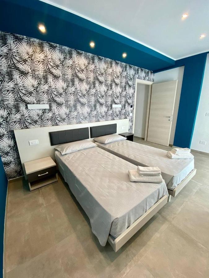 Floridida Rooms & Breakfast Marina dʼMarina dʼAndora Bagian luar foto